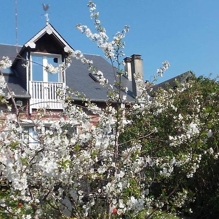 Vacances Paisibles Sur La Cote Fleurie. Trouville-sur-Mer Exterior photo